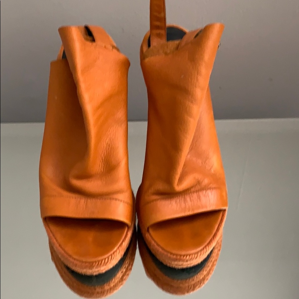 Balenciaga Wedges! Size 36